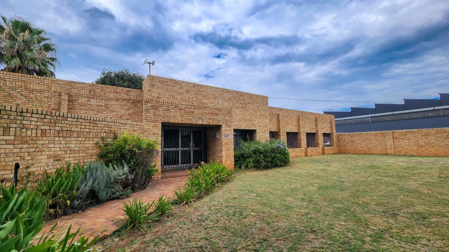 To Let commercial Property for Rent in Potchefstroom Industrial North West